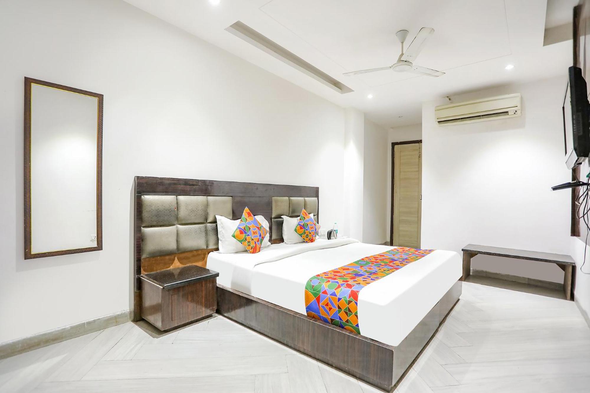 Fabexpress Lotus Palace Nueva Delhi Exterior foto