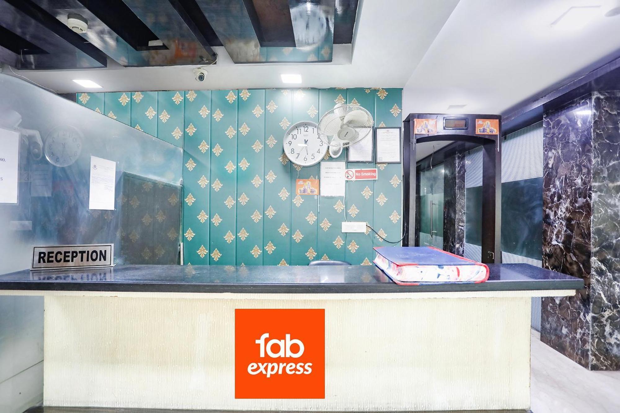 Fabexpress Lotus Palace Nueva Delhi Exterior foto